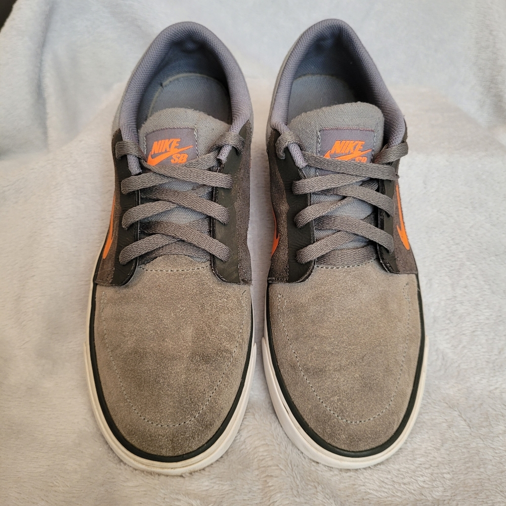 Nike SB Youth Size 6Y